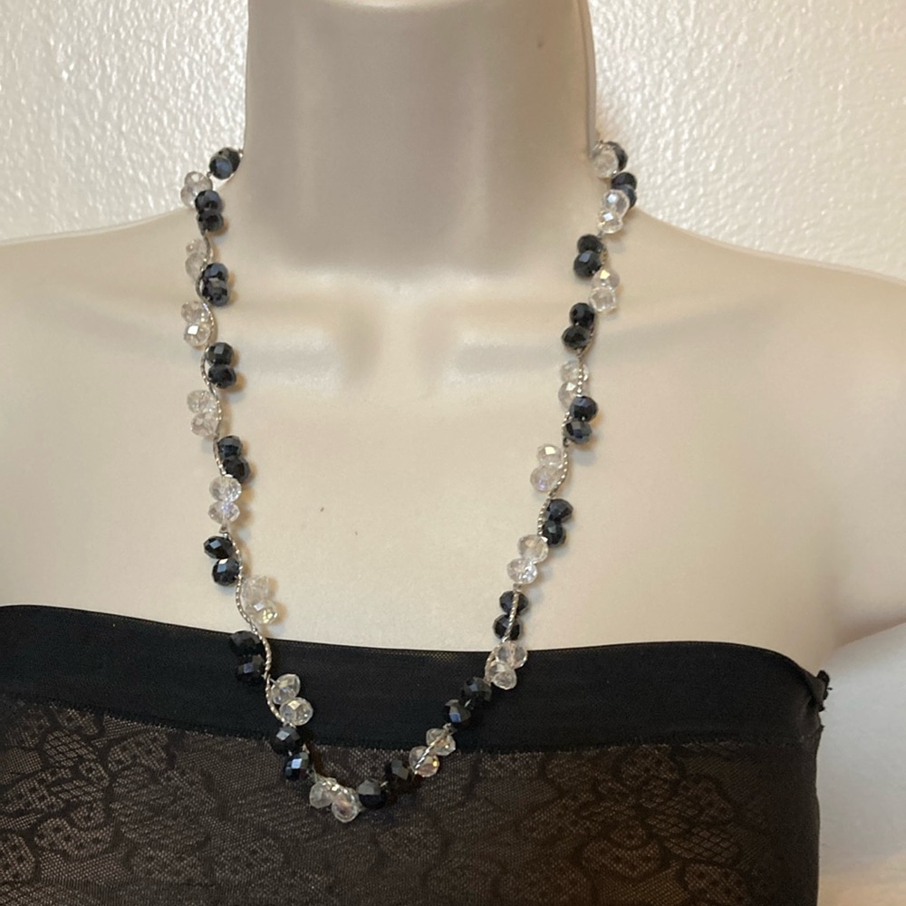 Black Clear Faceted Glass Crystals Cluster Beads Silver Tone Necklace